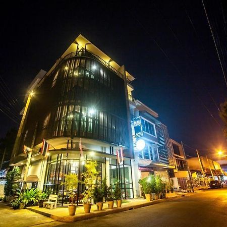 De Poem Loft Boutique Residence Хатъяй Экстерьер фото